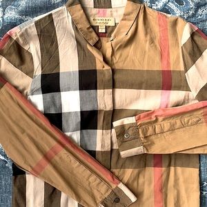 Original Burberry women’s small/petite button up.